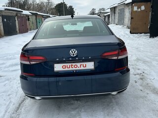 2020 Volkswagen Passat (North America and China) II (NA Market), синий, 2232218 рублей, вид 5