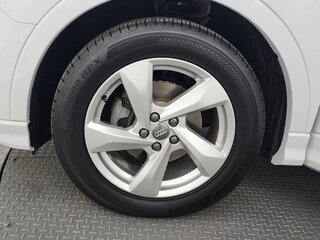 2021 Audi Q3 35 TDI II (F3), белый, 2800000 рублей, вид 5