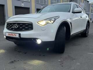 2010 Infiniti FX37 II (S51), белый, 1750000 рублей, вид 1