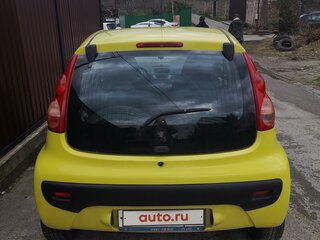 2007 Peugeot 107 I, жёлтый, 380000 рублей, вид 2