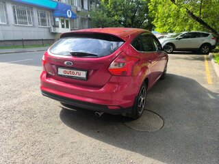 2012 Ford Focus III, красный, 999999 рублей, вид 4