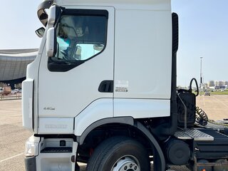 2012 Renault Premium, белый, 3299000 рублей, вид 3
