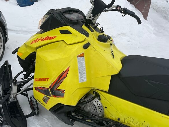 2014 BRP Ski-Doo Summit 800, жёлтый, 1300000 рублей - вид 6
