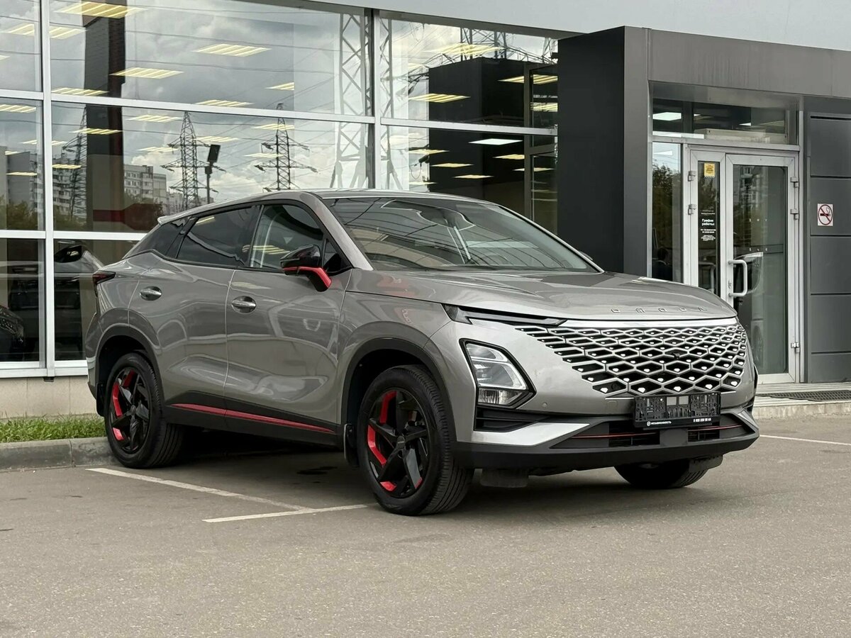 Открыть фотографии: Omoda C5 I