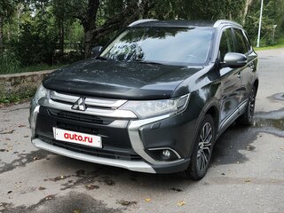 2015 Mitsubishi Outlander III Рестайлинг 2, серый, 1600000 рублей, вид 3