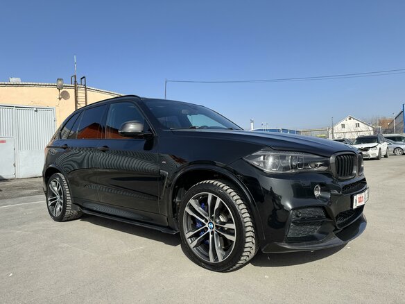 2016 BMW X5 M50d III (F15), чёрный, 4199999 рублей - вид 5
