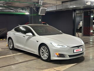 2017 Tesla Model S 75D I Рестайлинг, белый, 2300000 рублей, вид 5