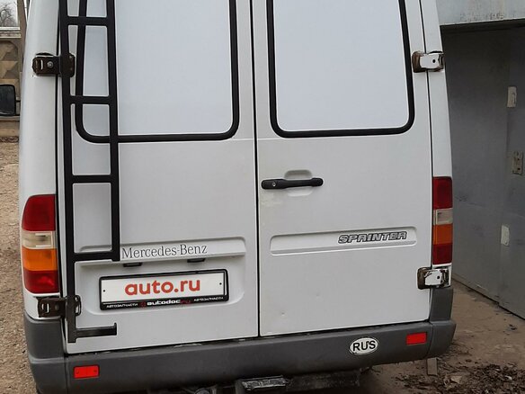 1997 Mercedes-Benz Sprinter, белый - вид 2
