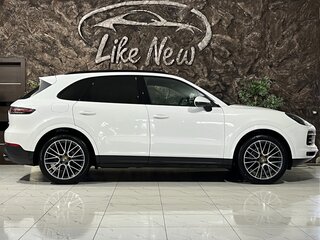 2020 Porsche Cayenne III, белый, 5998000 рублей, вид 3