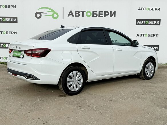 2024 Lada (ВАЗ) Vesta I Рестайлинг (NG), белый - вид 4