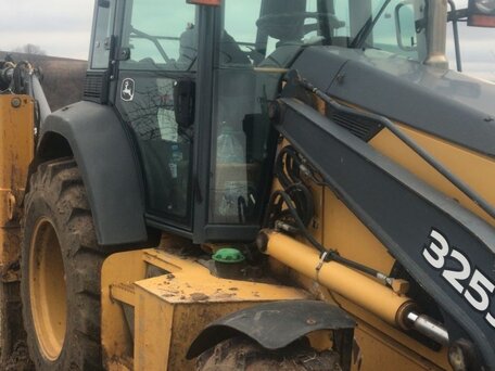 2011 John Deere 325J, 5500000 рублей, вид 5