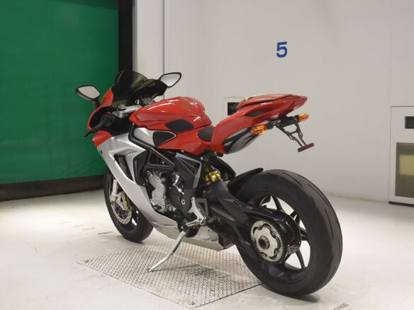 2016 MV Agusta F3 675, красный, 740000 рублей - вид 5