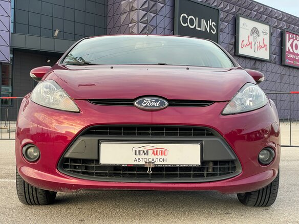 2011 Ford Fiesta Mk6, красный, 947000 рублей - вид 3