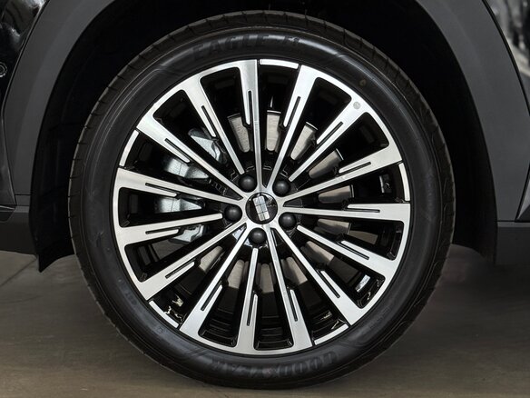 2026 Geely Galaxy M7, чёрный - вид 15