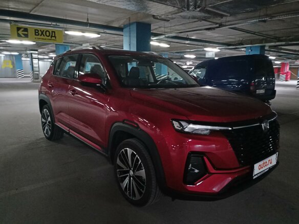 2023 Changan CS35 Plus I Рестайлинг, красный, 2800000 рублей