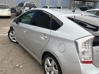 2011 Toyota Prius III Рестайлинг (XW30), серый, 1300000 рублей, вид 5