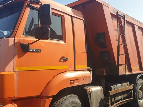 2016 КамАЗ 6520, красный, 3200000 рублей, вид 2
