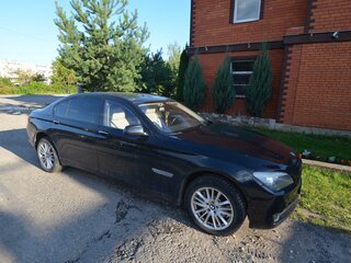 2010 BMW 7 серии Long 750Li V (F01/F02/F04), чёрный, 1450000 рублей, вид 2