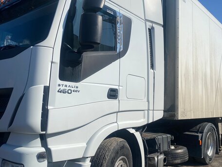 2017 Iveco Stralis, белый, 4000000 рублей, вид 1