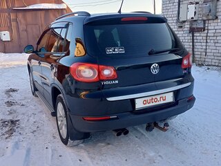 2008 Volkswagen Tiguan I, чёрный, 700000 рублей, вид 3