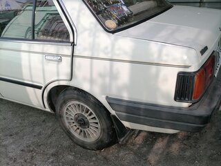 1985 Nissan Sunny B11, белый, 290000 рублей, вид 4