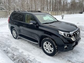 2013 Toyota Land Cruiser Prado 150 Series Рестайлинг 1, чёрный, 3950000 рублей, вид 2