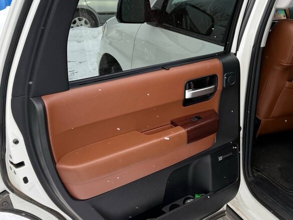 2012 Toyota Sequoia II, белый, 3900000 рублей - вид 30