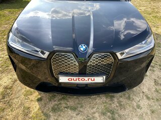 2022 BMW iX xDrive50 I (I20), чёрный, 10000000 рублей, вид 4