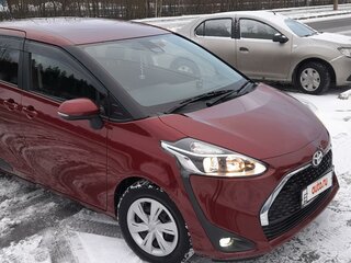 2020 Toyota Sienta II Рестайлинг, пурпурный, 1530000 рублей, вид 4