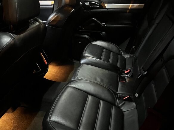 2013 Porsche Cayenne Diesel II (958), серый, 3500000 рублей - вид 19