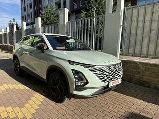 2023 Omoda C5 I, зелёный, 2300000 рублей, вид 4