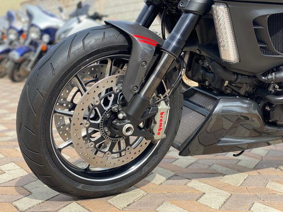 2012 Ducati Diavel Carbon, красный, 999999 рублей - вид 11