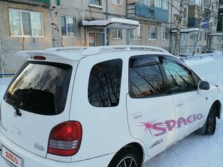 2000 Toyota Corolla Spacio I, белый, 700000 рублей, вид 2