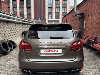 2011 Porsche Cayenne Turbo II (958), коричневый, 2500000 рублей, вид 5