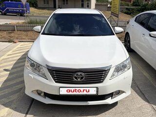 2014 Toyota Camry VII (XV50), белый, 2100000 рублей, вид 1