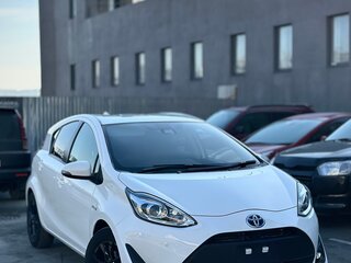 2019 Toyota Aqua I Рестайлинг 2, белый, 1290000 рублей, вид 4