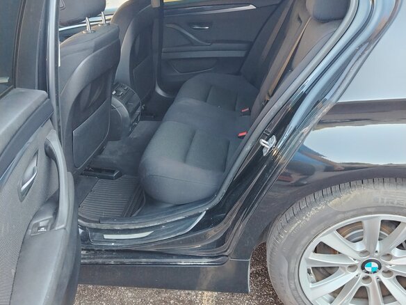 2013 BMW 5 серии 530d VI (F10/F11/F07) Рестайлинг, чёрный, 1072985 рублей - вид 4