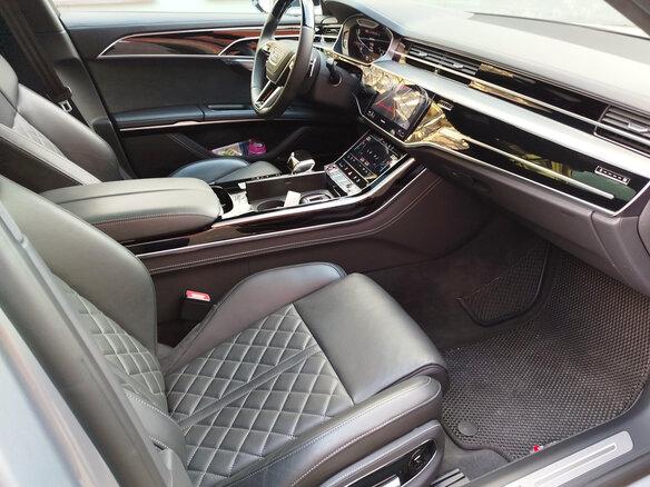 2022 Audi S8 IV (D5) Рестайлинг, серый, 18000000 рублей - вид 21