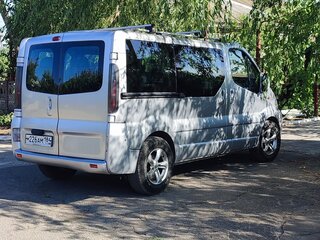 2005 Renault Trafic II, серый, 1250000 рублей, вид 2