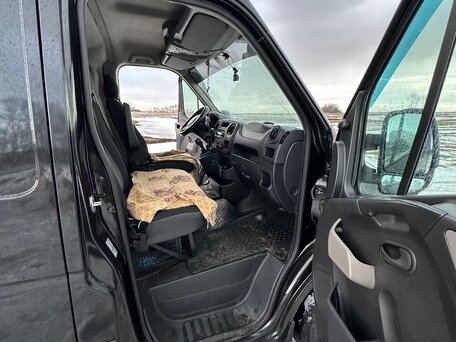 2014 Renault Master, чёрный, 2150000 рублей, вид 3