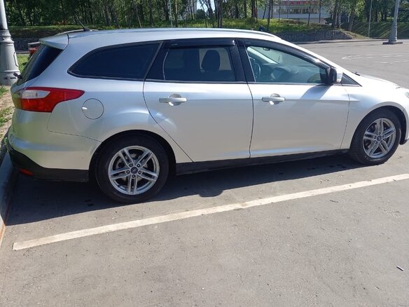 2013 Ford Focus III, серебристый, 850000 рублей - вид 2