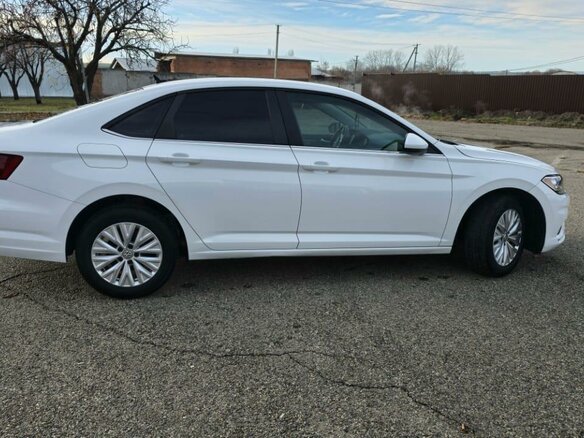2020 Volkswagen Jetta 6-speed VII, белый - вид 3