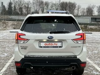 2020 Subaru Forester V, белый, 2350000 рублей, вид 3