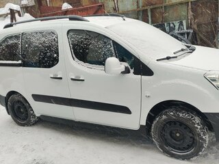 2014 Peugeot Partner II Рестайлинг, белый, 1000000 рублей, вид 4