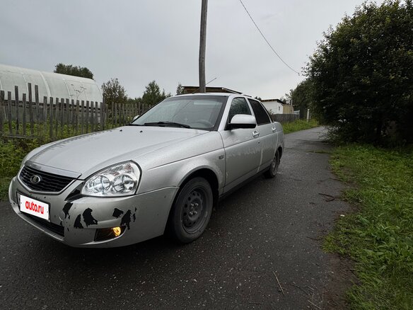 2010 Lada (ВАЗ) Priora I, серебристый, 324000 рублей