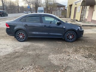 2014 Volkswagen Polo V, серый, 800000 рублей, вид 2