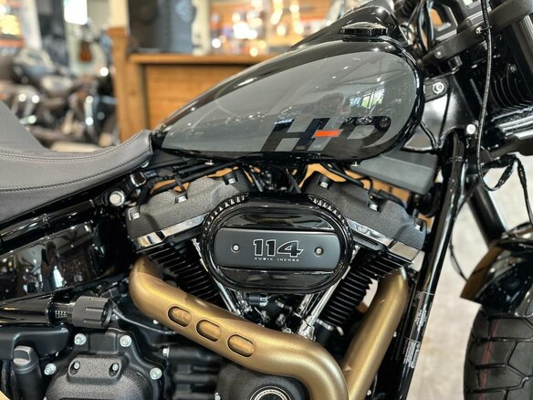 2024 Harley-Davidson Fat Bob, чёрный, 3300000 рублей - вид 12