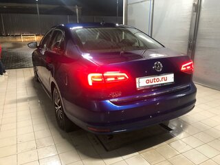 2016 Volkswagen Jetta VI Рестайлинг, синий, 1670000 рублей, вид 4
