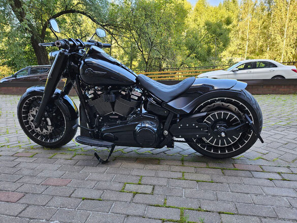 2022 Harley-Davidson Fat Boy, чёрный, 5200000 рублей - вид 3