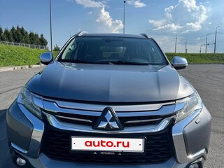 2017 Mitsubishi Pajero Sport III, серый, 2850000 рублей, вид 3